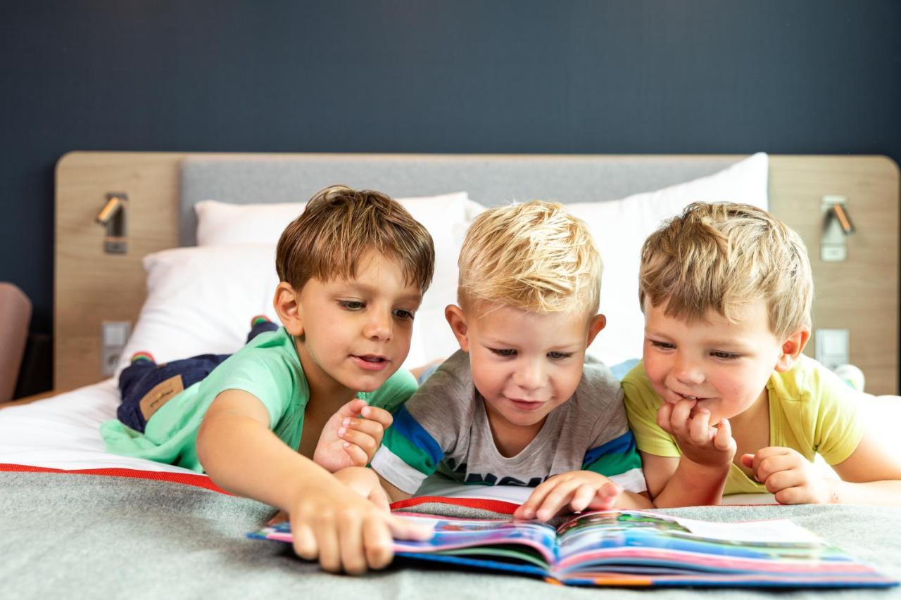 Holiday Inn Express - Almere By Ihg Ngoại thất bức ảnh